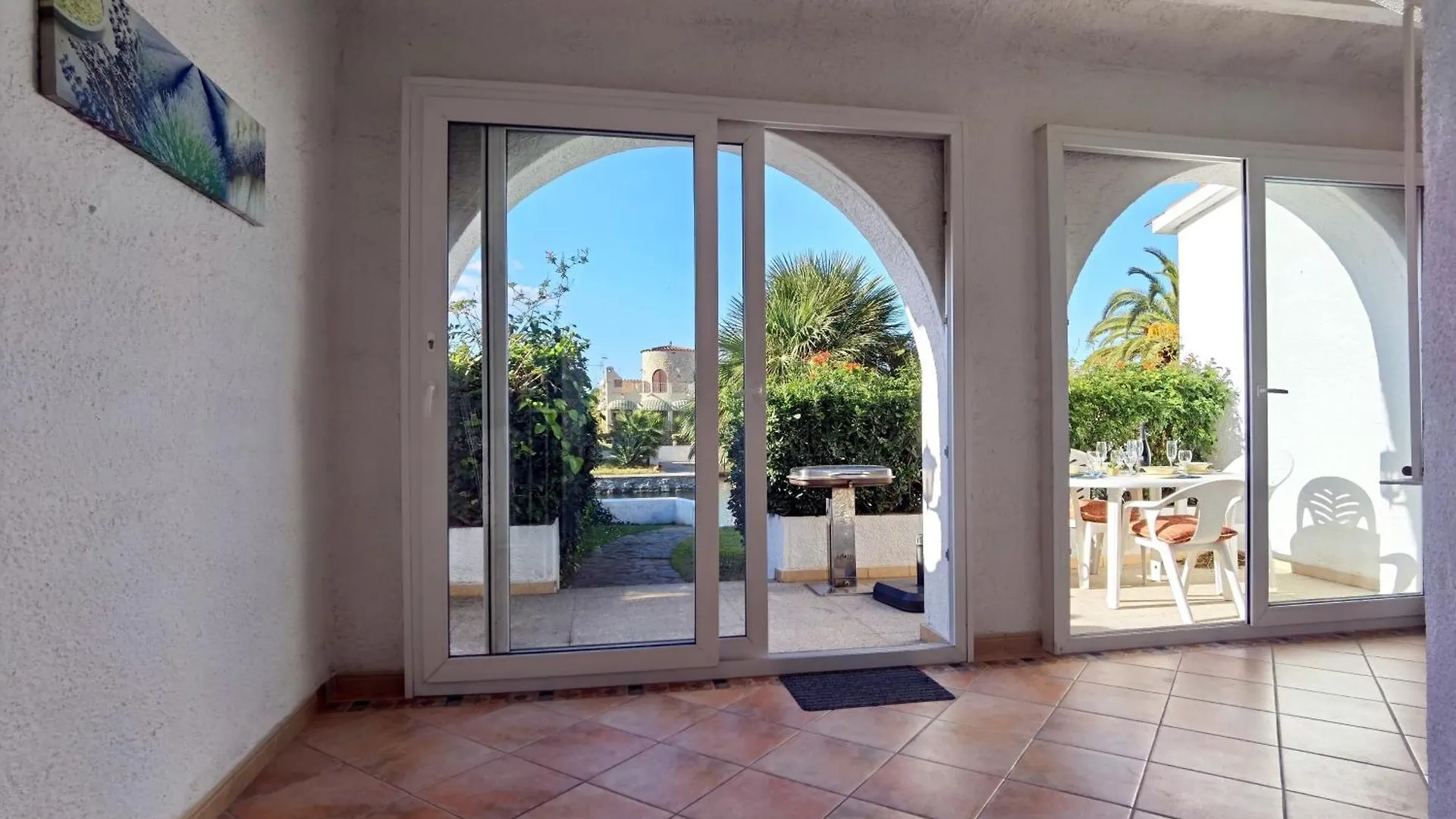 Leon Inmo Casa Nagore - 10074 Empuriabrava Tatil Evi